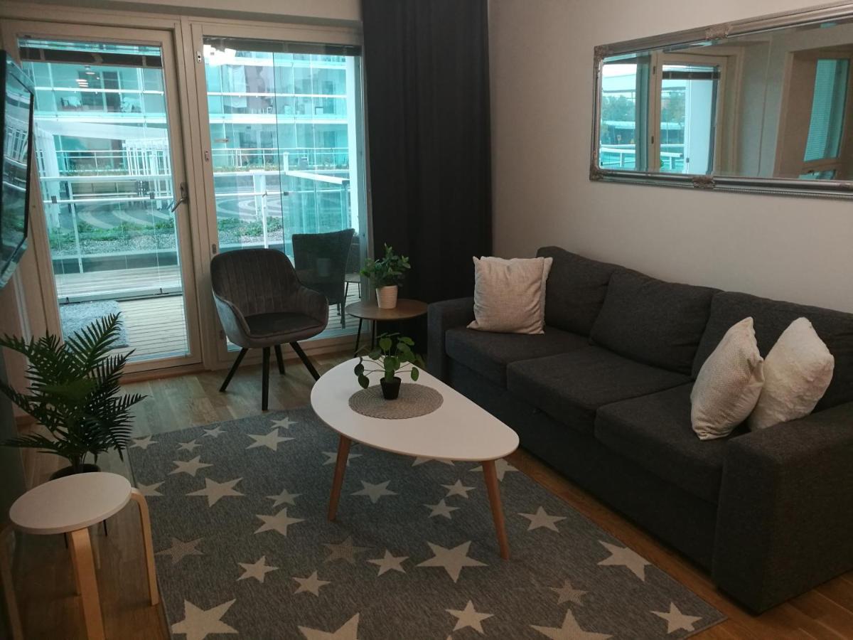 Starhomes Double Lux 8 Oulu Exterior foto