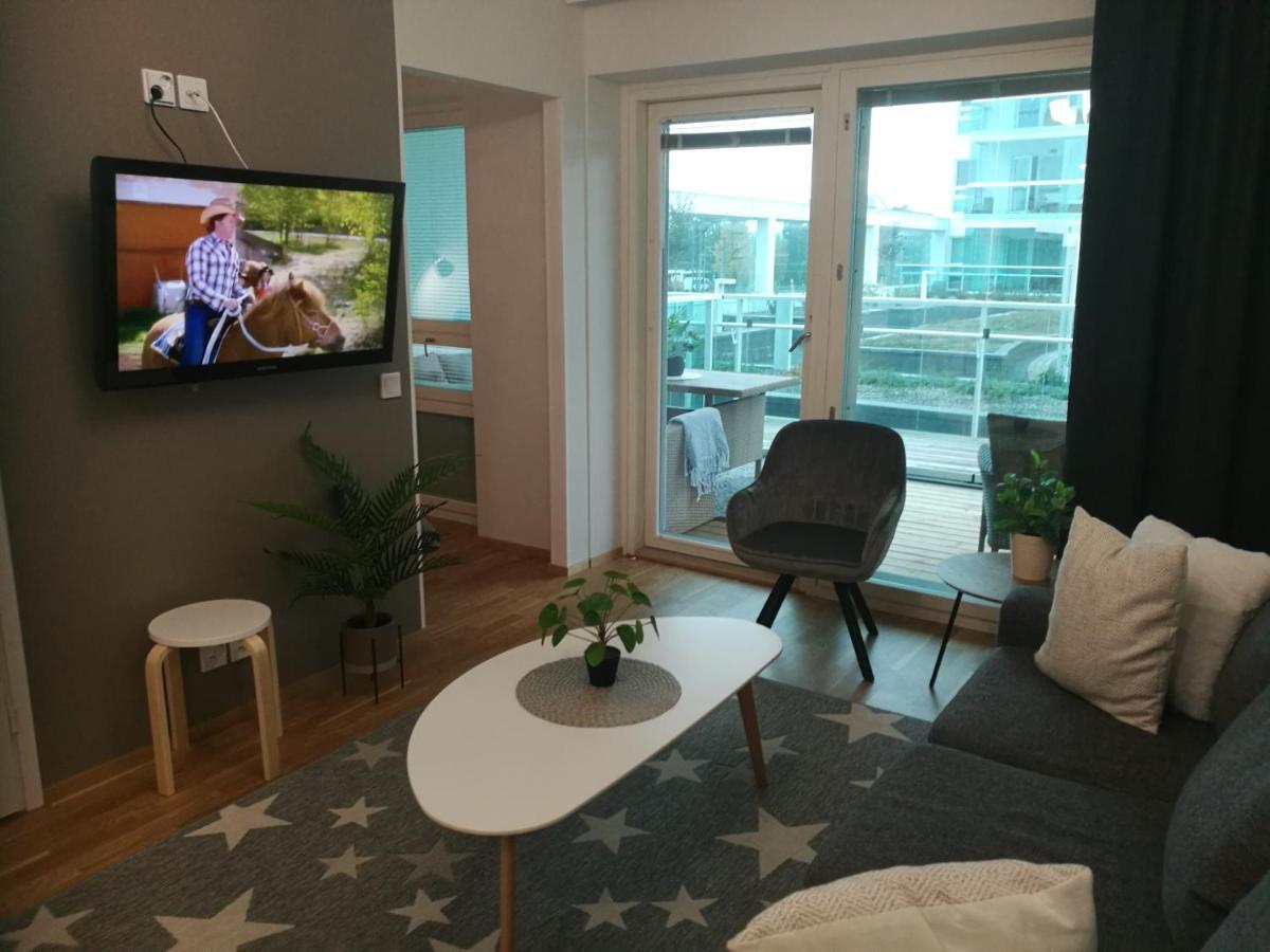 Starhomes Double Lux 8 Oulu Exterior foto