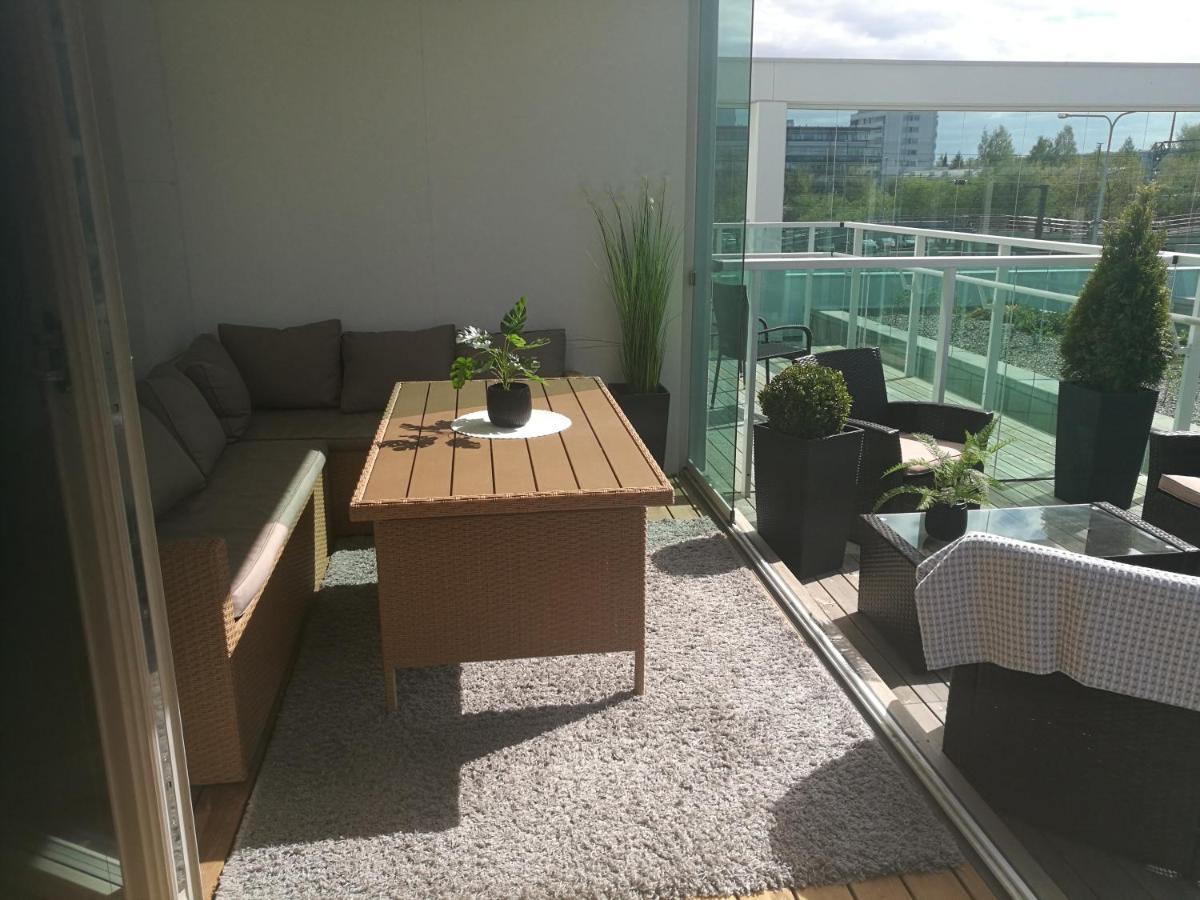 Starhomes Double Lux 8 Oulu Exterior foto